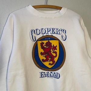 Vintage crest pub sweatshirt